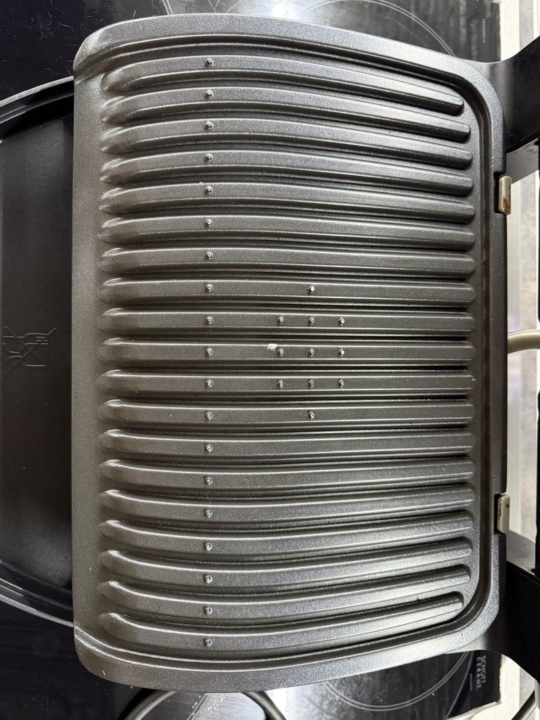 Дешиво Tefal GC712D34 OptiGrill+ с ломбарда