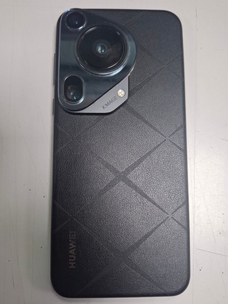 Оголошення Huawei Pura 70 Ultra 16/512GB Black Б/У