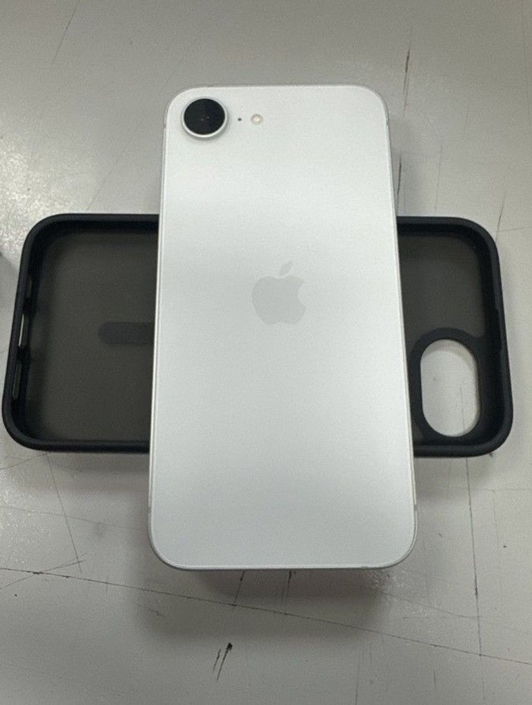 Объявление Apple iPhone 16e 128GB Black Б/У