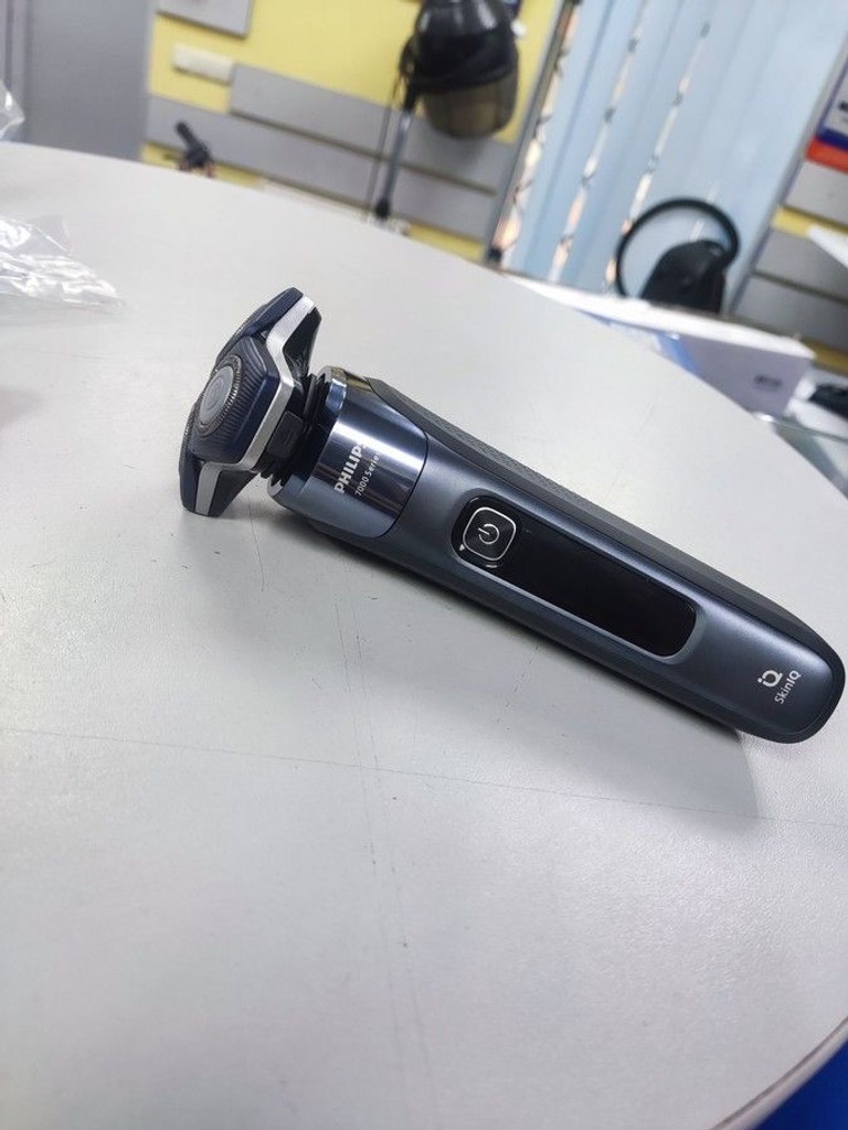 Дешево Philips Shaver series 7000 S7882/55 з ломбарду