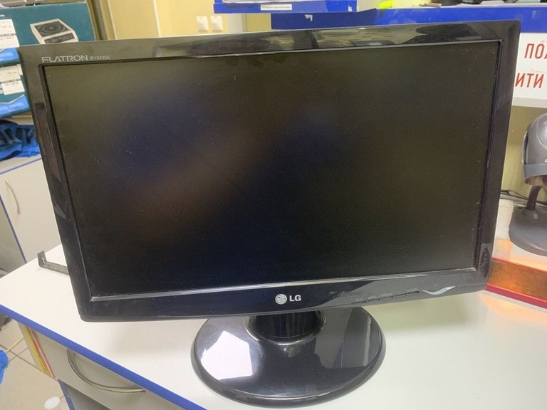 Купити Lg w1943ss Б/У
