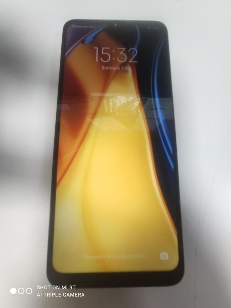 Дешево Xiaomi poco c40 3/32gb з ломбарду