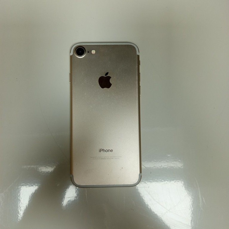 Купити Apple iphone 7 32gb Б/У