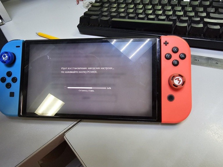Купить Nintendo switch oled Б/У