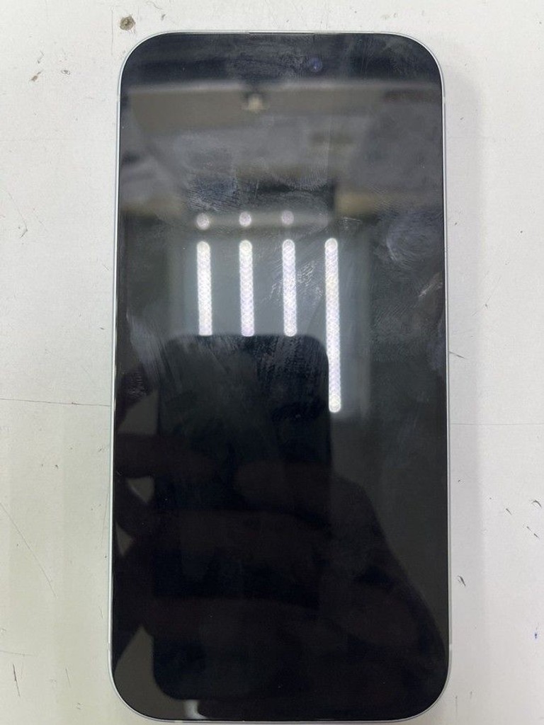 Купити Apple iphone 15 128gb esim Б/У