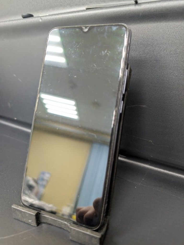 Дешиво Xiaomi redmi 9 4/64gb с ломбарда