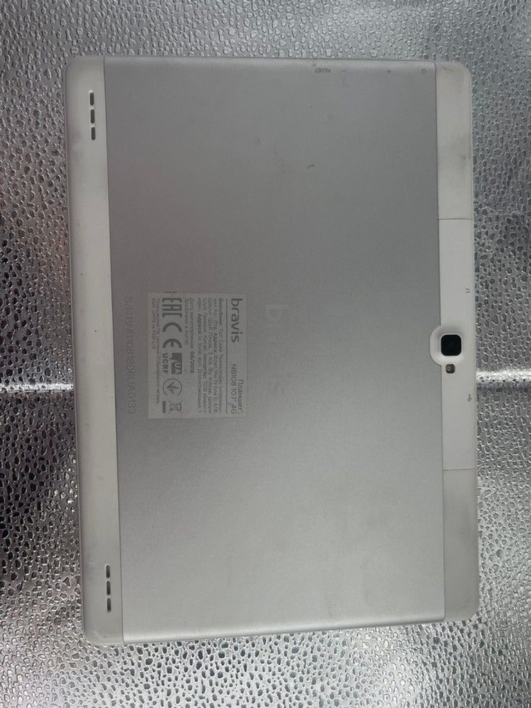 Розпродаж Bravis nb108 16gb 3g, продавець Техноскарб