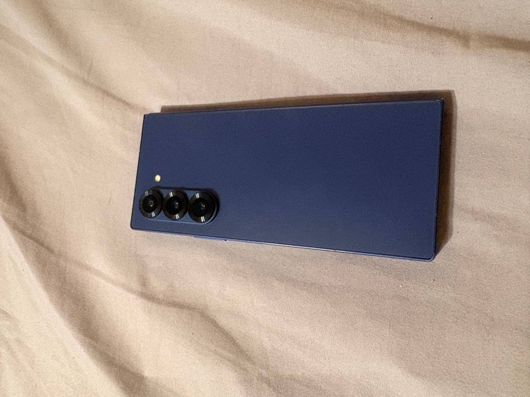 Samsung Galaxy Fold6 12/256GB Navy (SM-F956BDBB) Код:null. Изображение 6