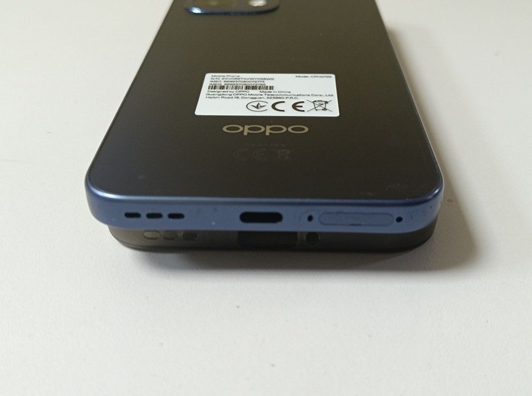 Дешиво Oppo a6 pro 4g 8/256gb с ломбарда