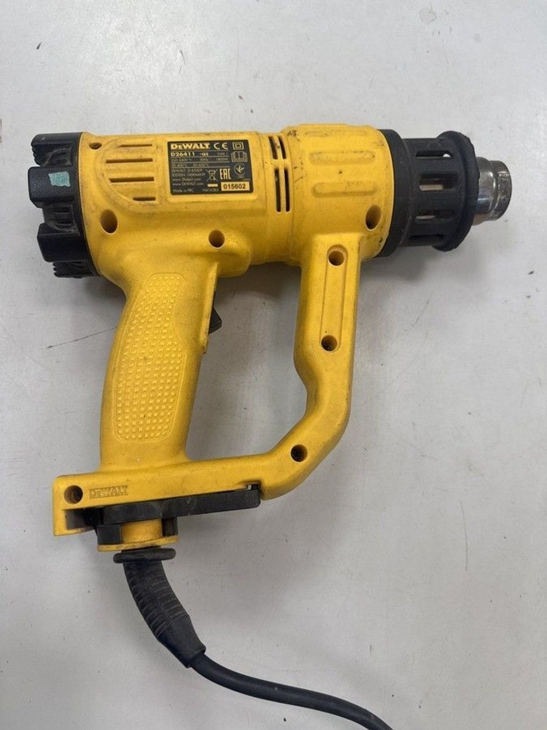 Дешево Dewalt D26411 з ломбарду