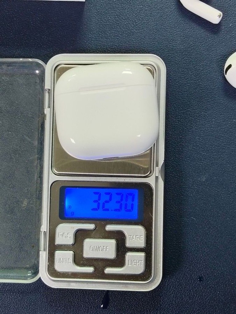 Розпродаж Apple airpods 4, продавець Техноскарб