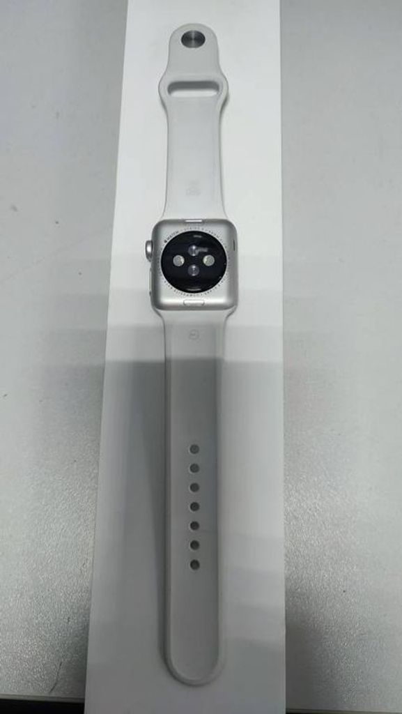 Apple watch series 3 38mm aluminum case