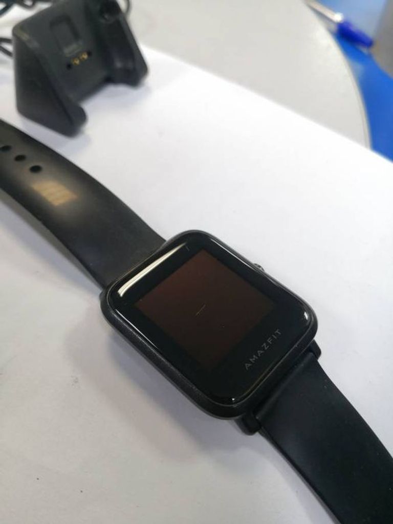 Дешиво Amazfit bip smartwatch black с ломбарда