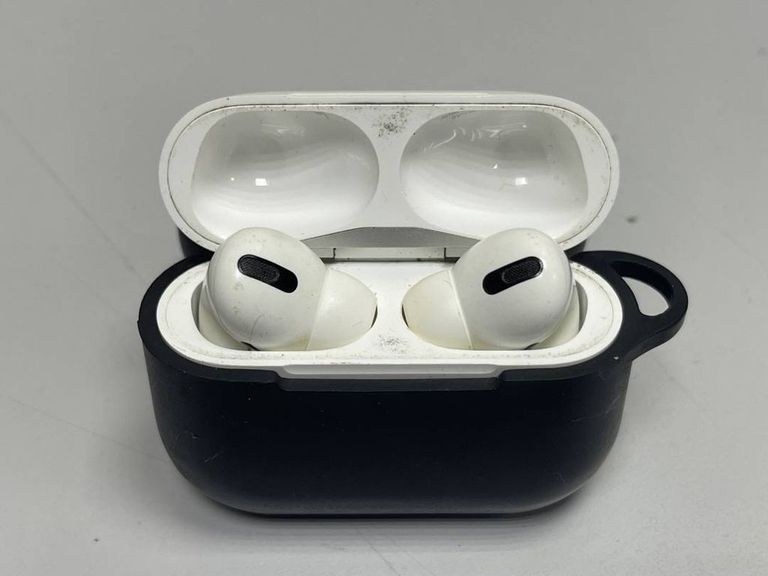 Apple AirPods Pro (MWP22)