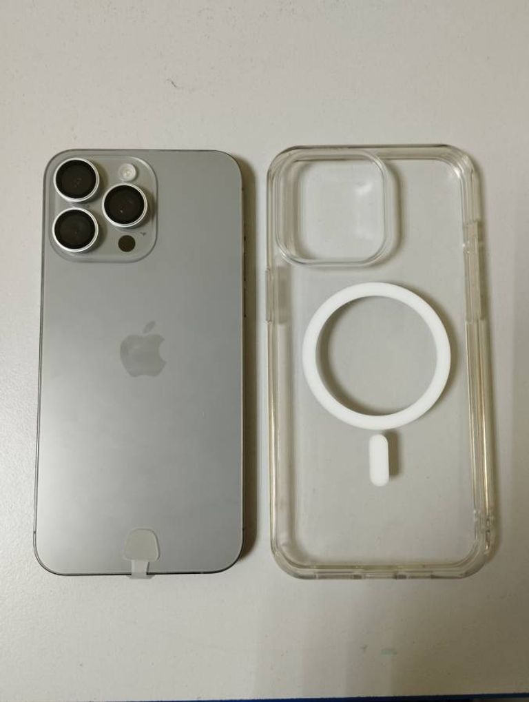 Розпродаж Apple iphone 15 pro max 256gb dual sim, продавець Техноскарб