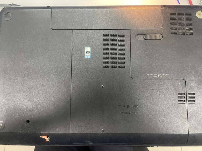 Дешево Hp екр. 17,3"/ amd a8 -4500m 1,9ghz /ram6gb/ hdd320gb/ amd hd7600m з ломбарду