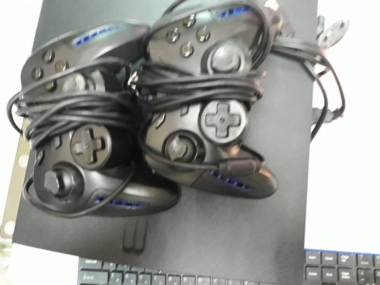 Купити Sony ps3 super slim 500gb Б/У