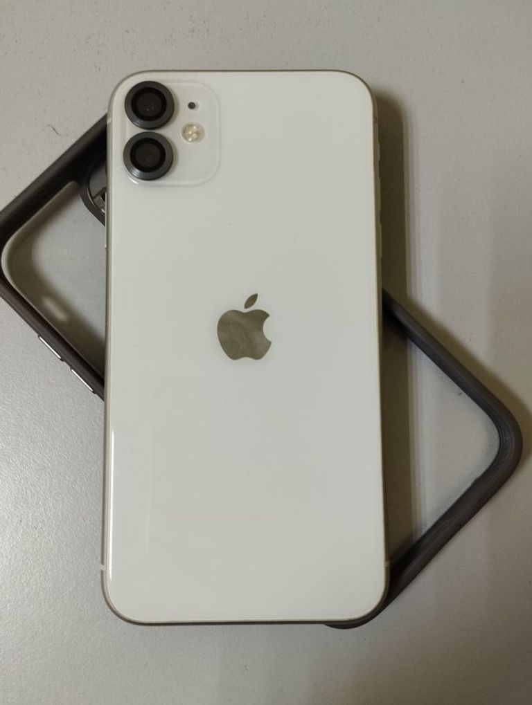 Apple iphone 11 64gb Код:01-200465534. Изображение 6