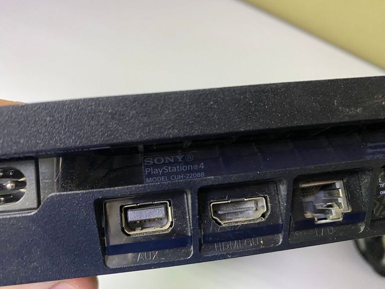 Дешиво Sony PlayStation 4 Slim 1TB Black с ломбарда