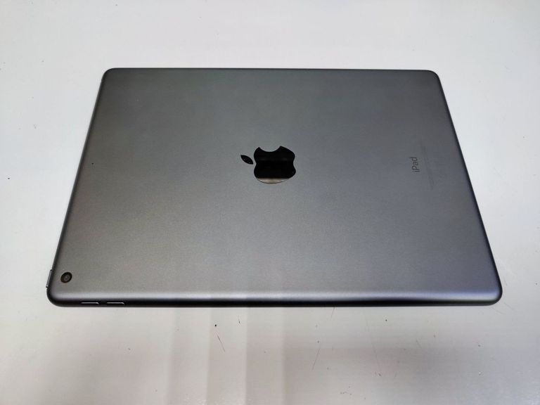 Купити Apple ipad 10.2 2021 wi-fi 64gb Б/У
