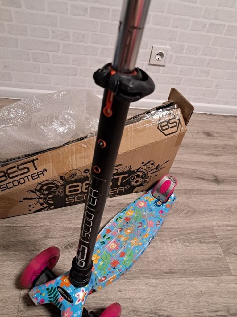 Дешиво Самокат детский для мальчика и девочки - Best Scooter с ломбарда