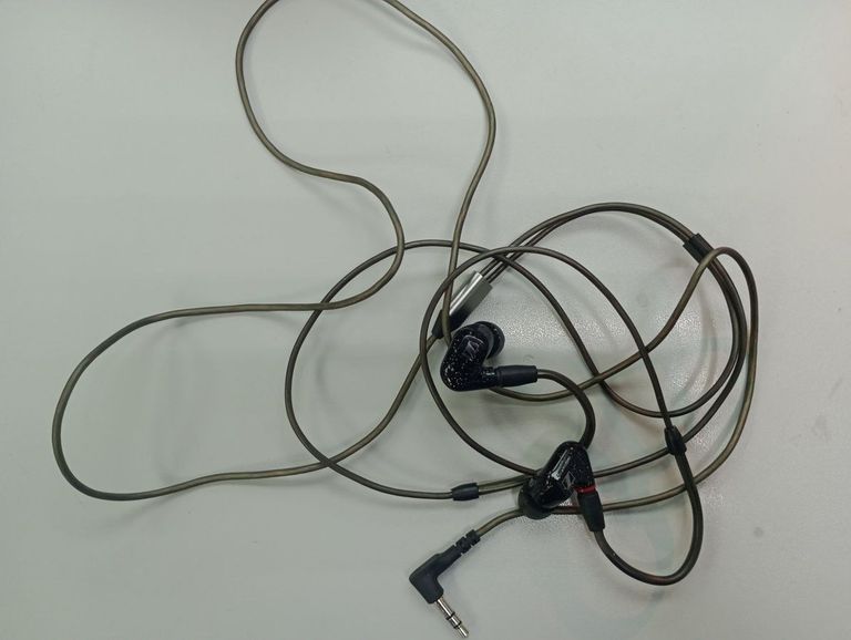 Купить Sennheiser IE 200 Black (700249) Б/У