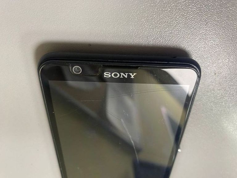 Дешево Sony e4 e2115 1/8gb з ломбарду