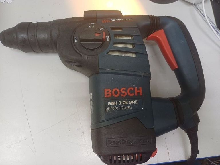 Купити Bosch GBH 3-28 DRE (061123A000) Б/У