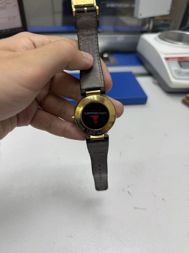 Оголошення Gucci 133.3 Б/У