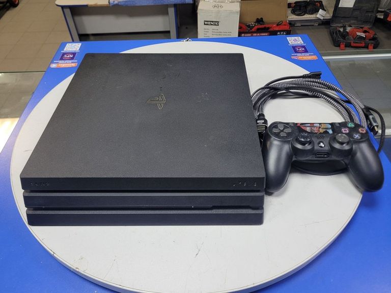 Купить Sony playstation 4 pro Б/У