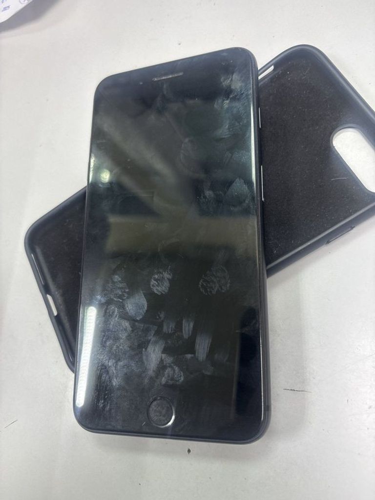 Купить Apple iphone 8 plus 64gb Б/У