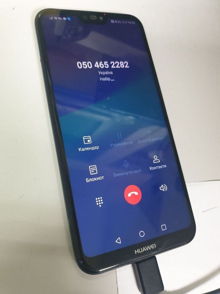 Купити Huawei p20 lite 4/64gb Б/У