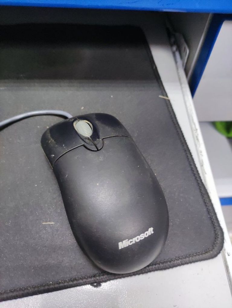 Купить Microsoft basic optical mouse Б/У