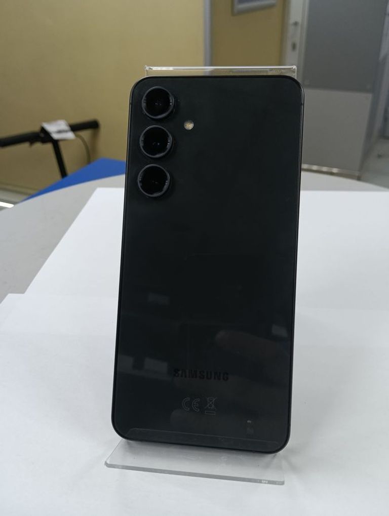 Samsung galaxy s24 fe 8/256gb Код:01-200797015. Зображення 9