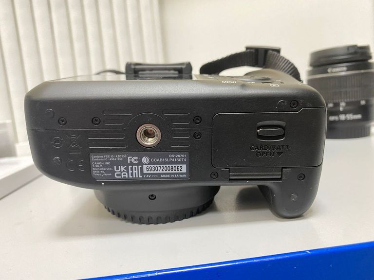 Распродажа Canon eos 4000d + ef-s 18-55 1:3.5-5.6 iii, продавец Техноскарб