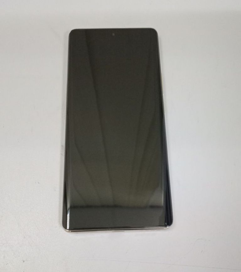 Дешево Infinix x6731b zero 30 4g 8/256gb з ломбарду