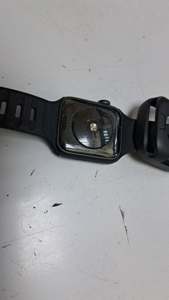 Объявление Apple watch se gps 40mm aluminum case Б/У