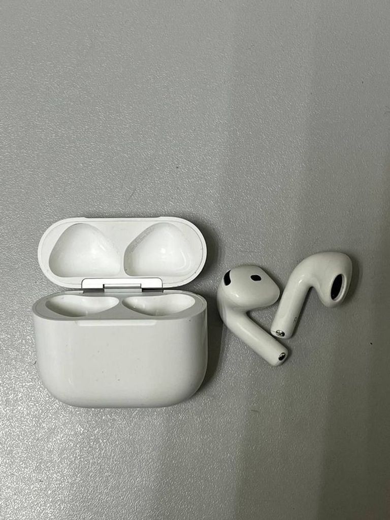 Объявление Apple airpods 4 Б/У