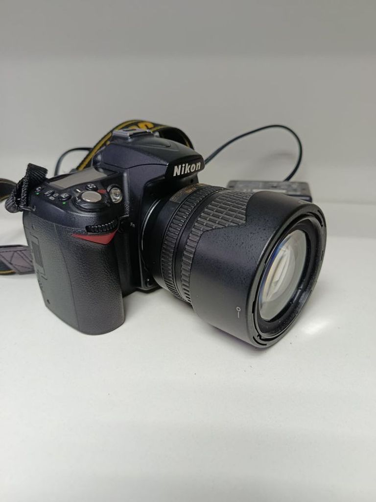 Купити Nikon d90/ af-s dx nikor 18-105mm1:3.5-5.6g ed vr Б/У