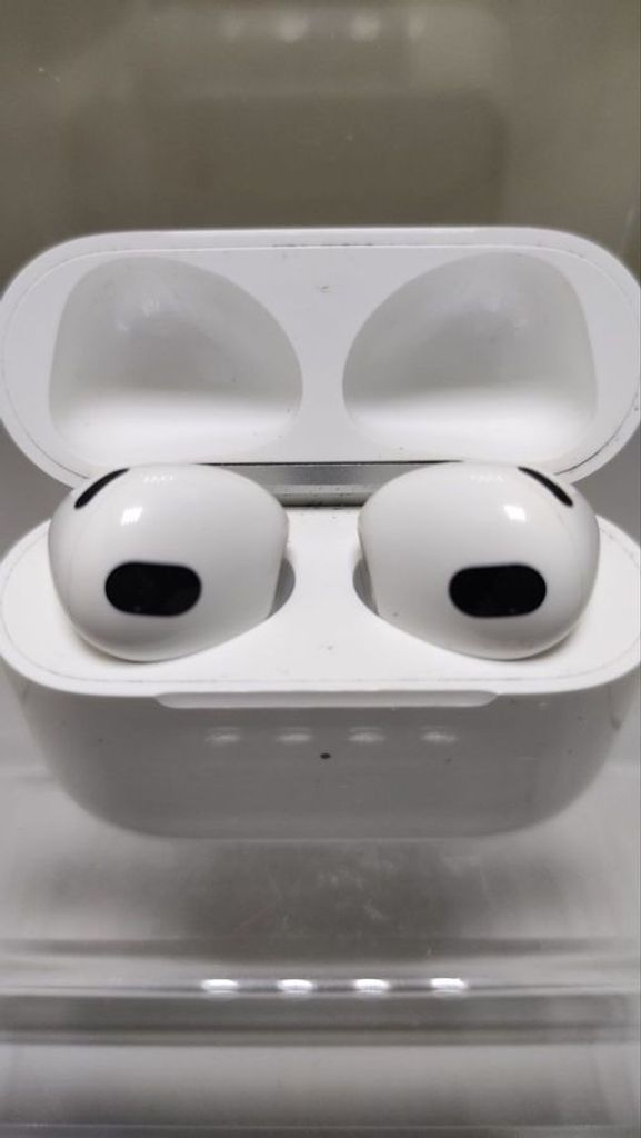 Дешево Apple airpods 3rd generation з ломбарду