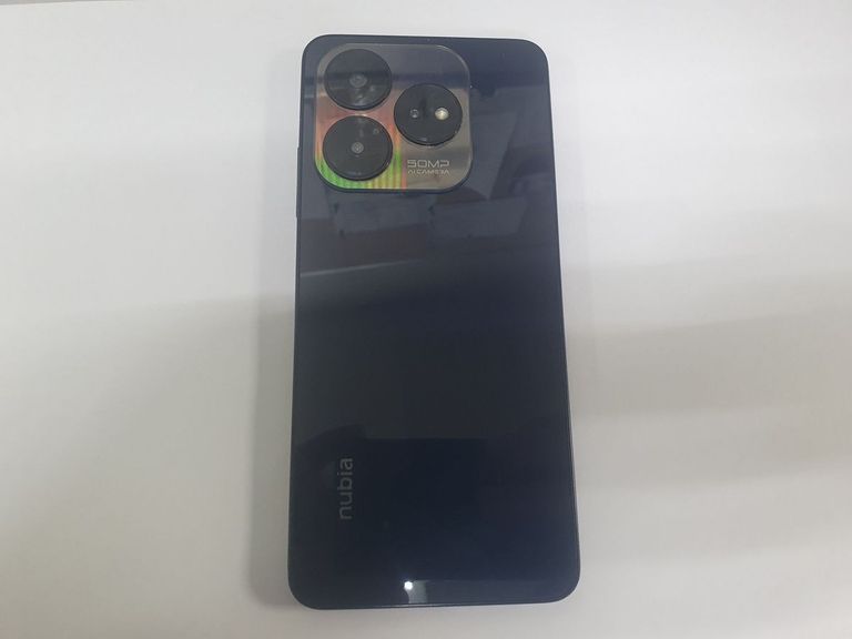 Объявление Zte Nubia V60 Design 6/256GB Purple Б/У