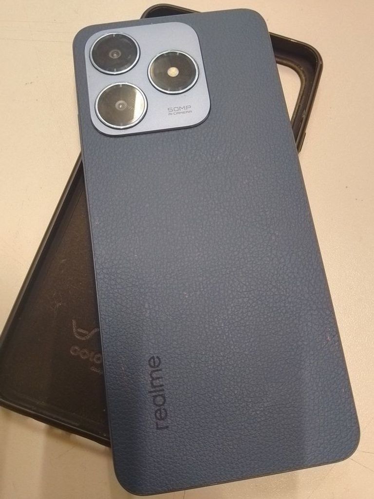 Дешево Realme c63 8/256gb з ломбарду