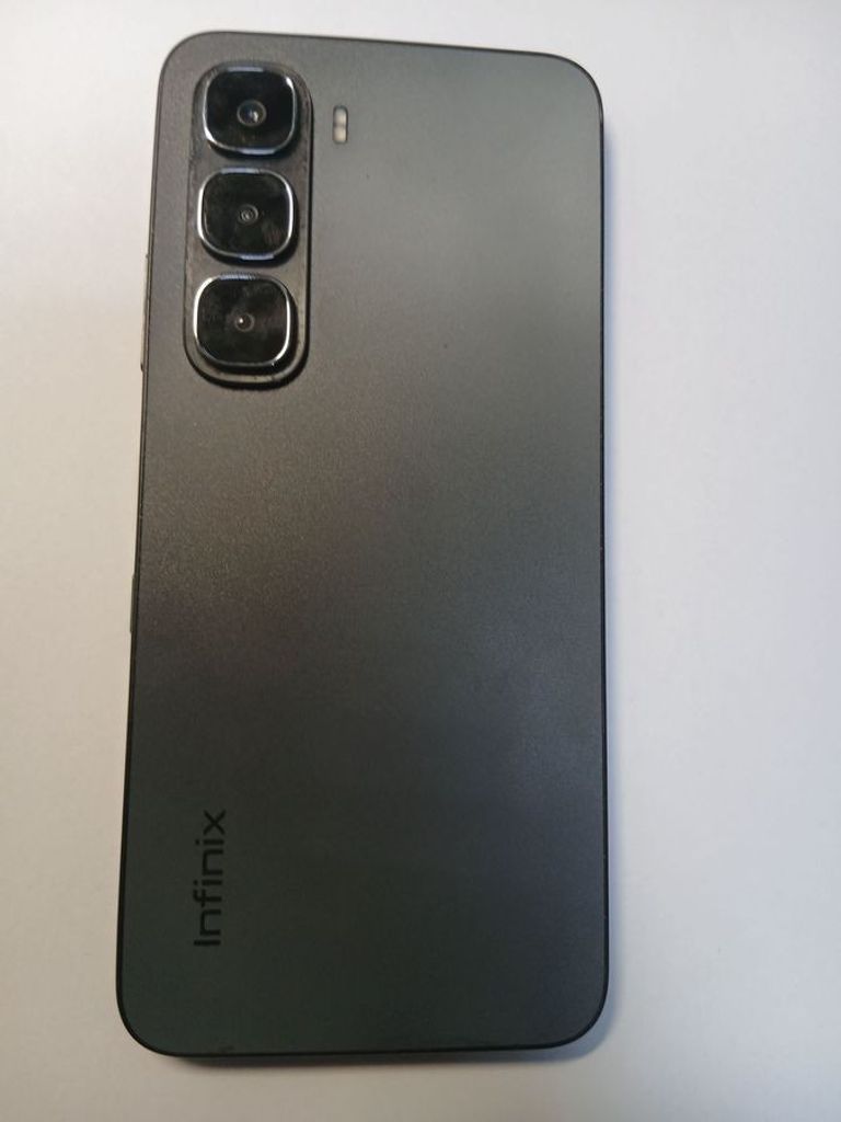 Объявление Infinix hot 60i 4/128gb Б/У