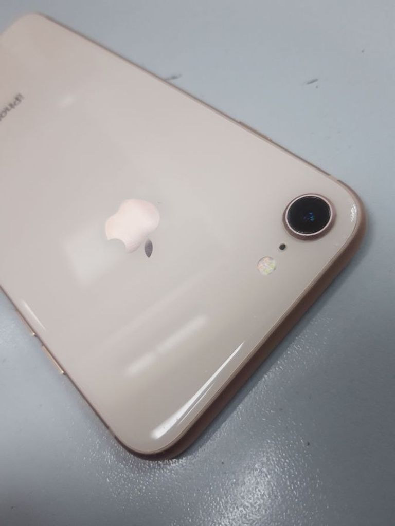 Apple iphone 8 64gb Код:01-200897055. Зображення 5