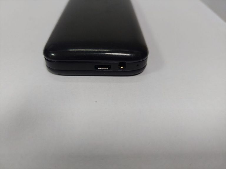 Дешево Ergo E241 Dual Sim Black з ломбарду