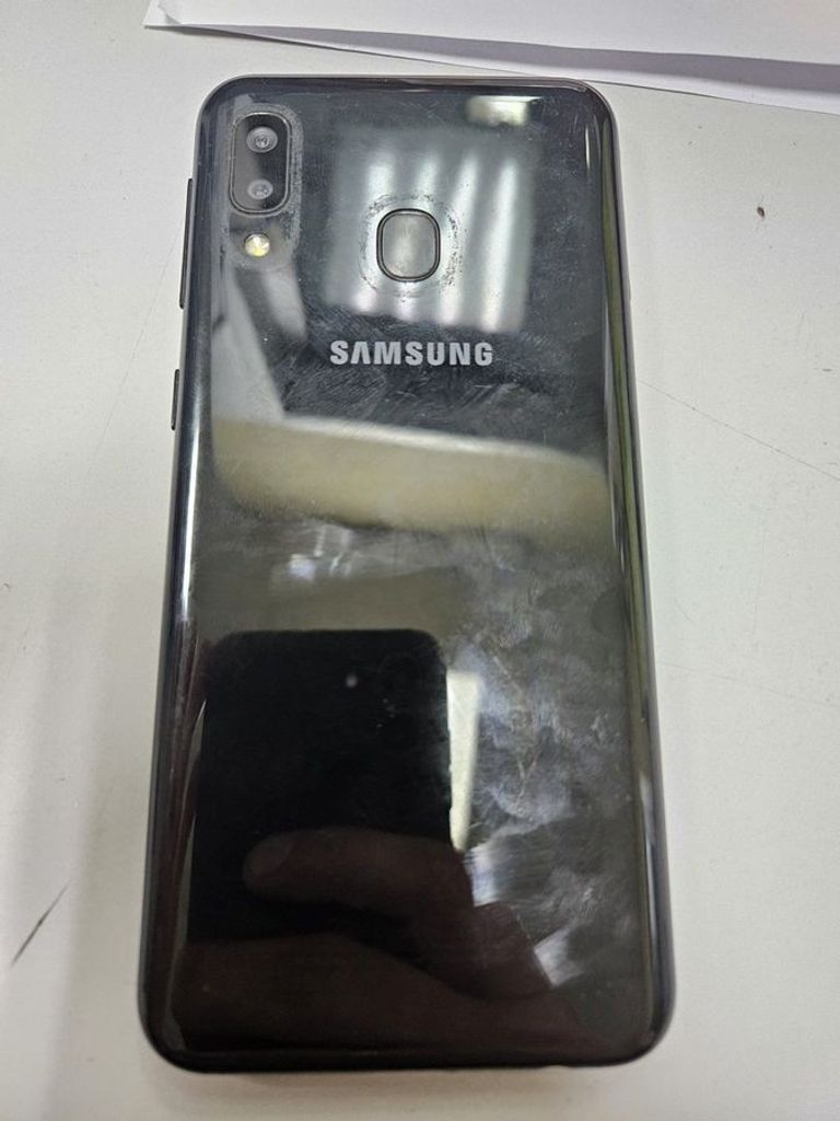 Розпродаж Samsung galaxy a20e sm-a202f 3/32gb, продавець Техноскарб