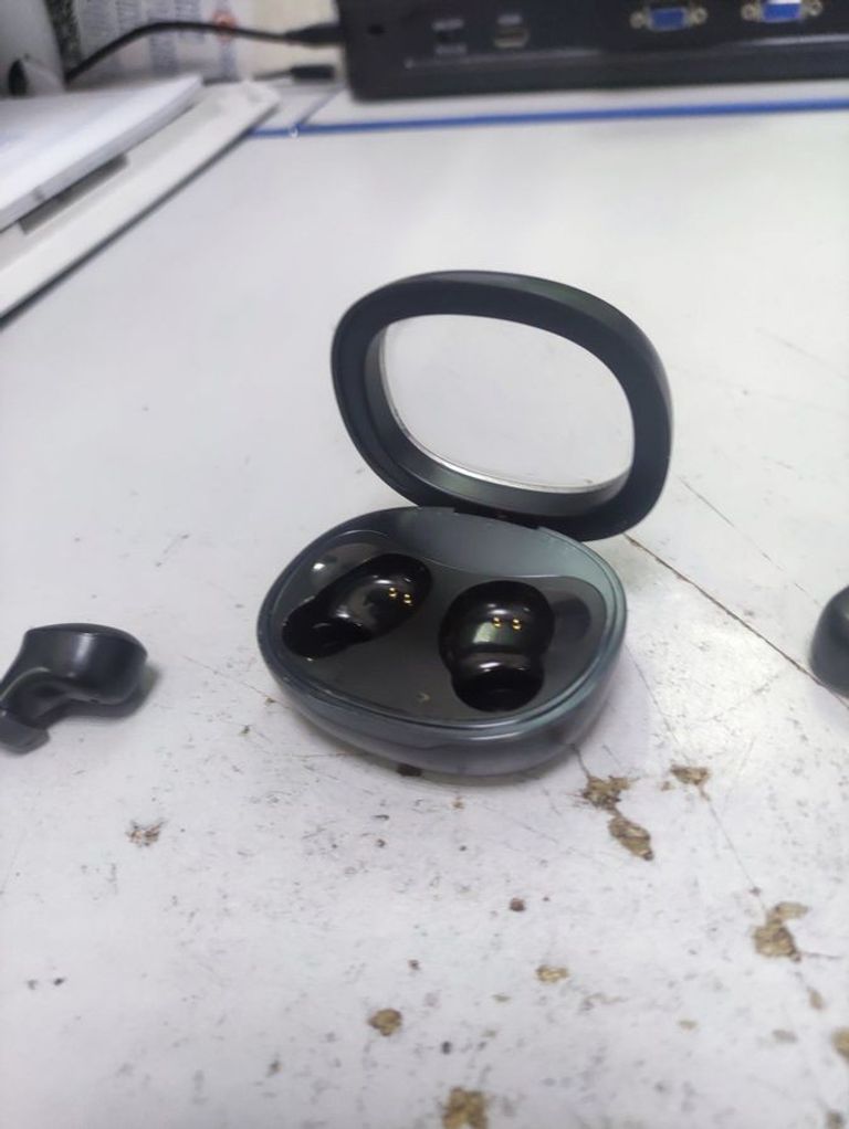 Оголошення Hoco eq3 Б/У