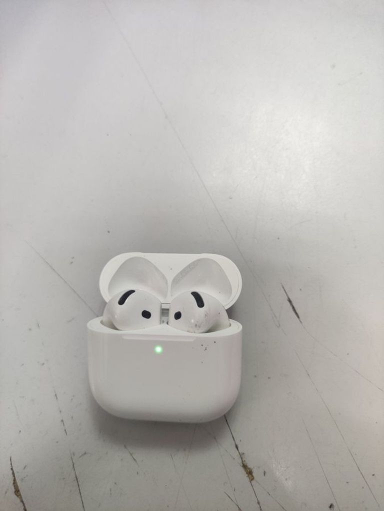 Дешиво Apple airpods 4 с ломбарда