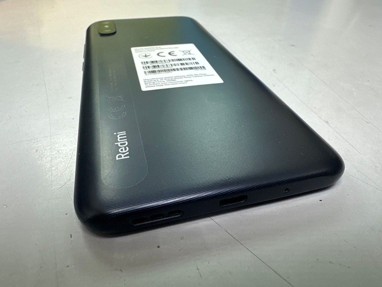 Дешиво Xiaomi redmi 9a 2/32gb с ломбарда