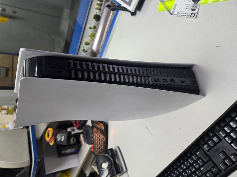 Дешево Sony PlayStation 5 825GB з ломбарду